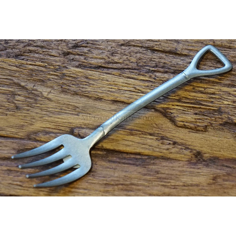 https://mygoodknife.com/4594-large_default/dessert-fork-aoyoshi-vintage-shovel-555275.jpg