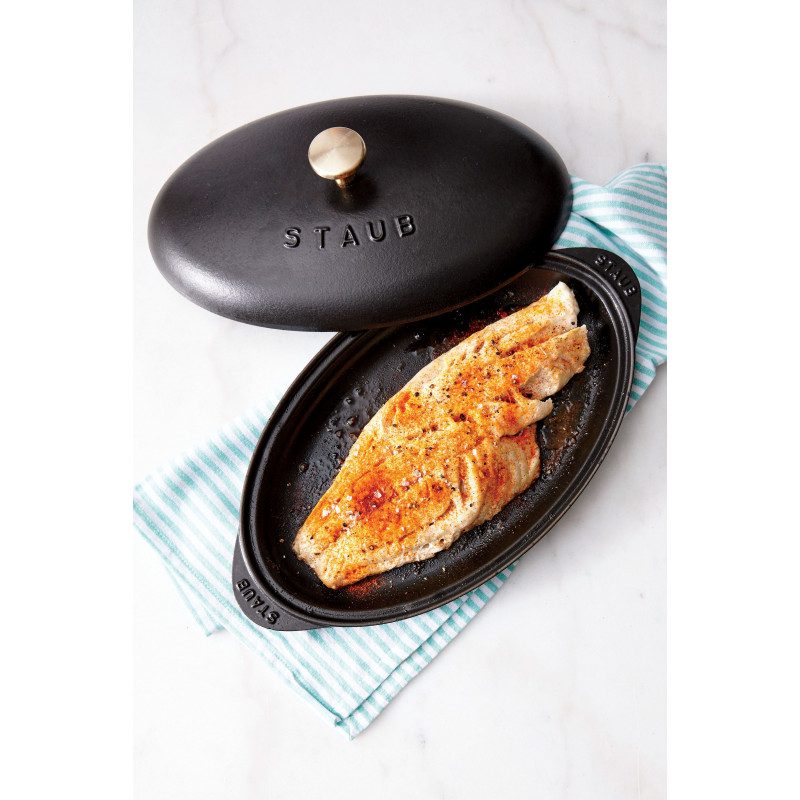 Baking dish Staub Fish pan with lid oval 31 cm, Black 40509-400-0